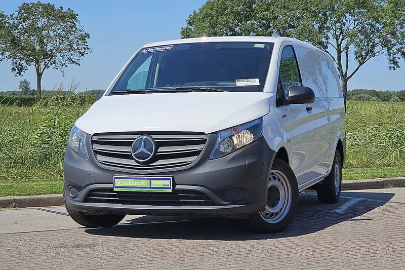 Mercedes-Benz eVito (2024)