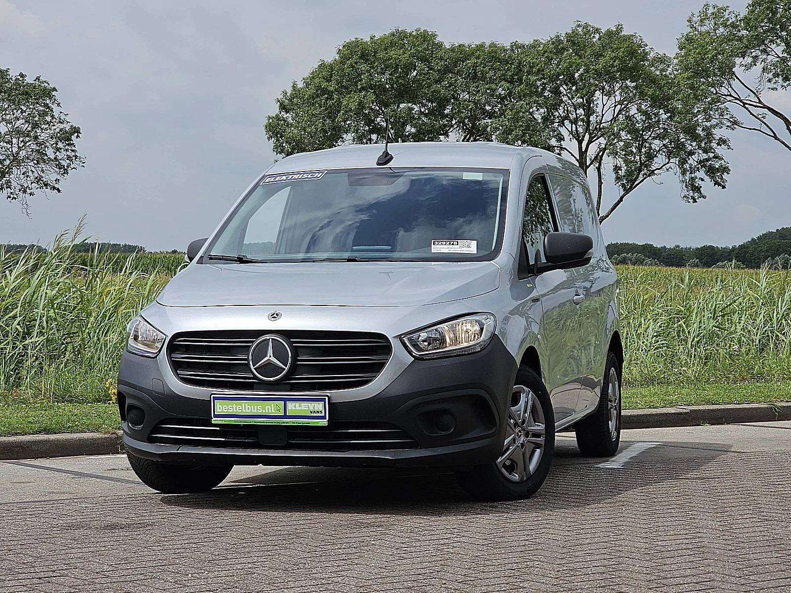 Mercedes-Benz eCitan (2024) — foto 1