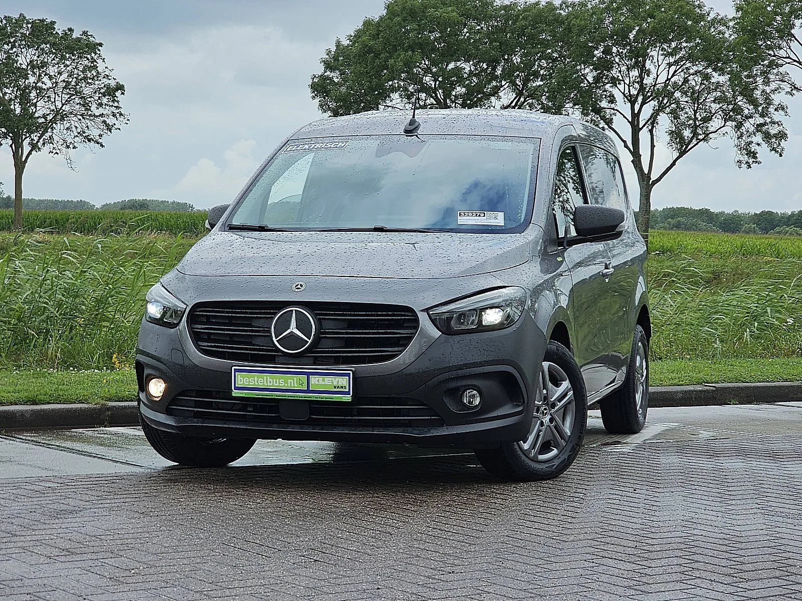 Mercedes-Benz eCitan (2024) — foto 1