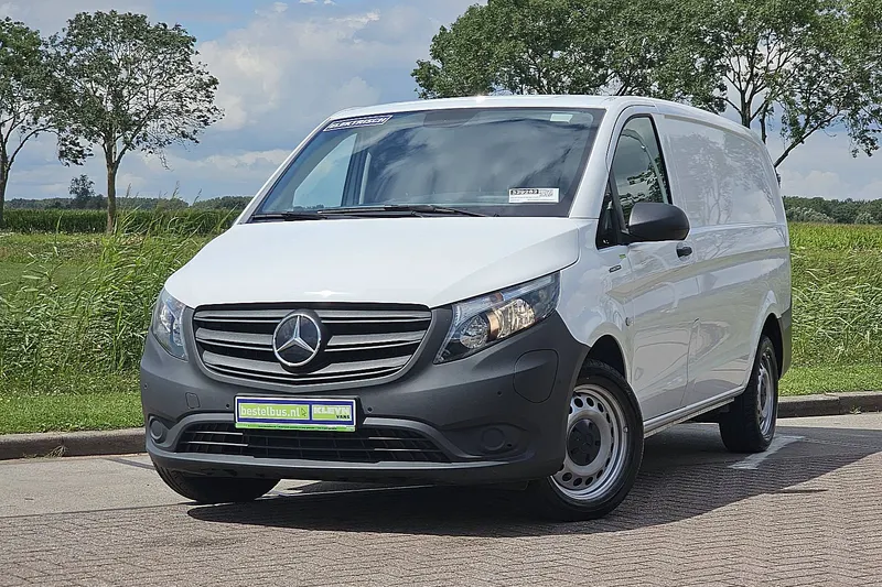 Mercedes-Benz eVito (2025)