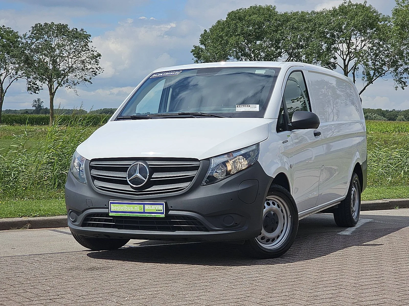 Mercedes-Benz eVito (2025) — foto 1