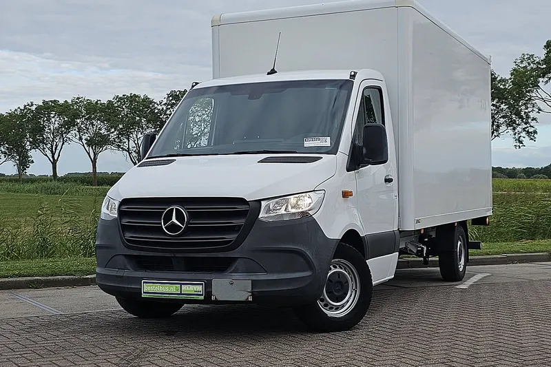 Mercedes-Benz Sprinter (2021)