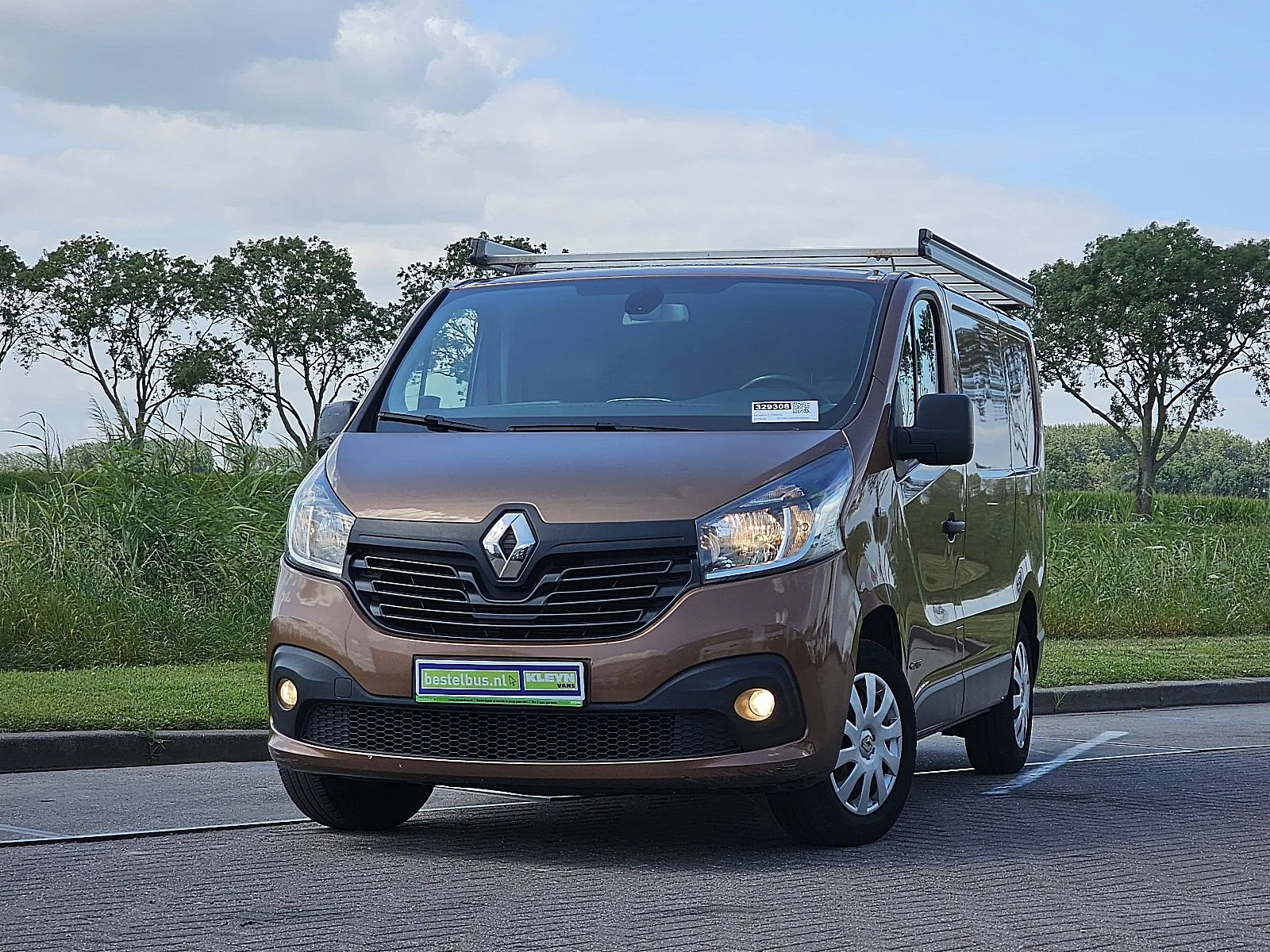 Renault Trafic (2016) — foto 1