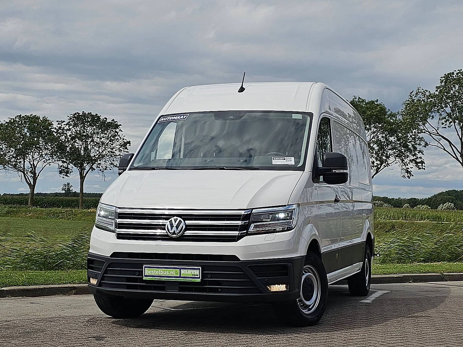 Volkswagen Crafter (2022) — foto 1