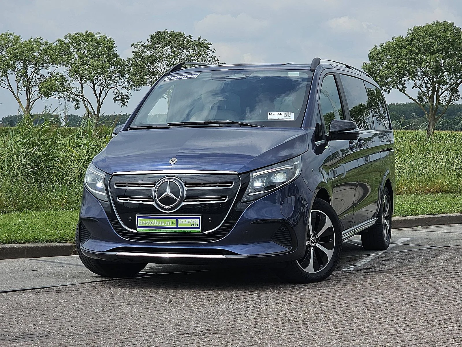 Mercedes-Benz EQV (2024) — foto 1