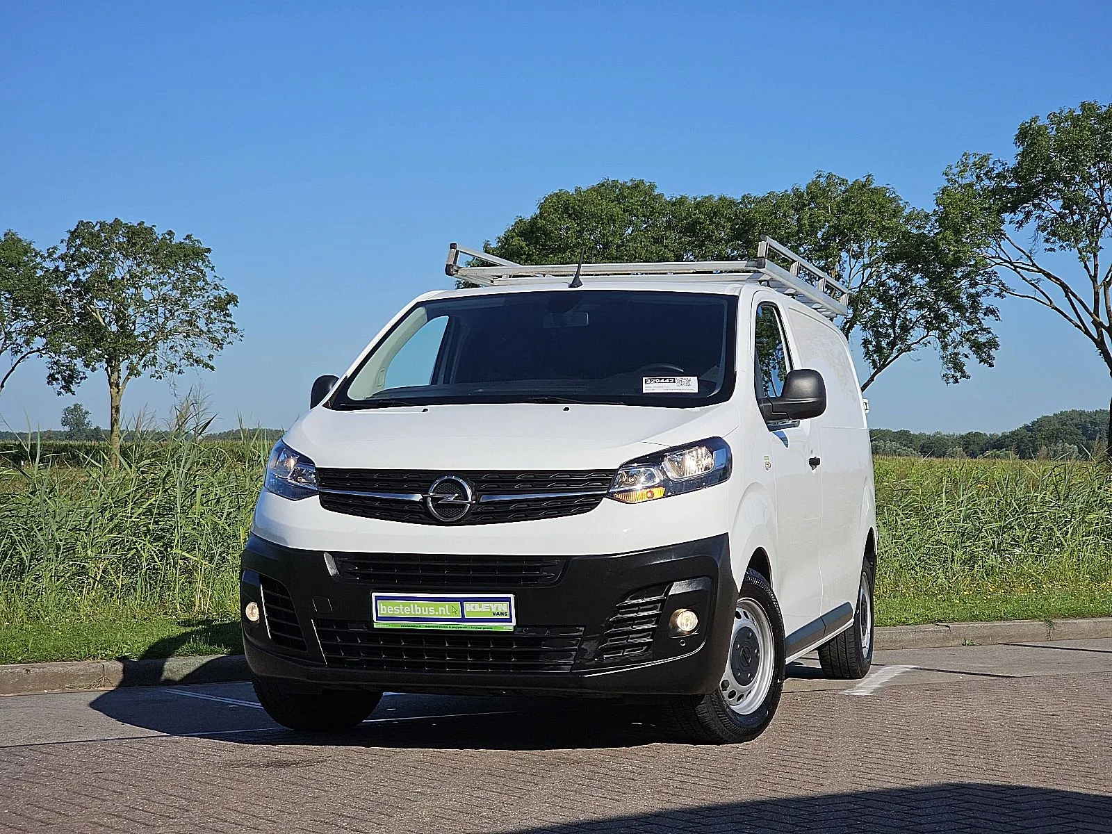 Opel Vivaro (2021) — foto 1