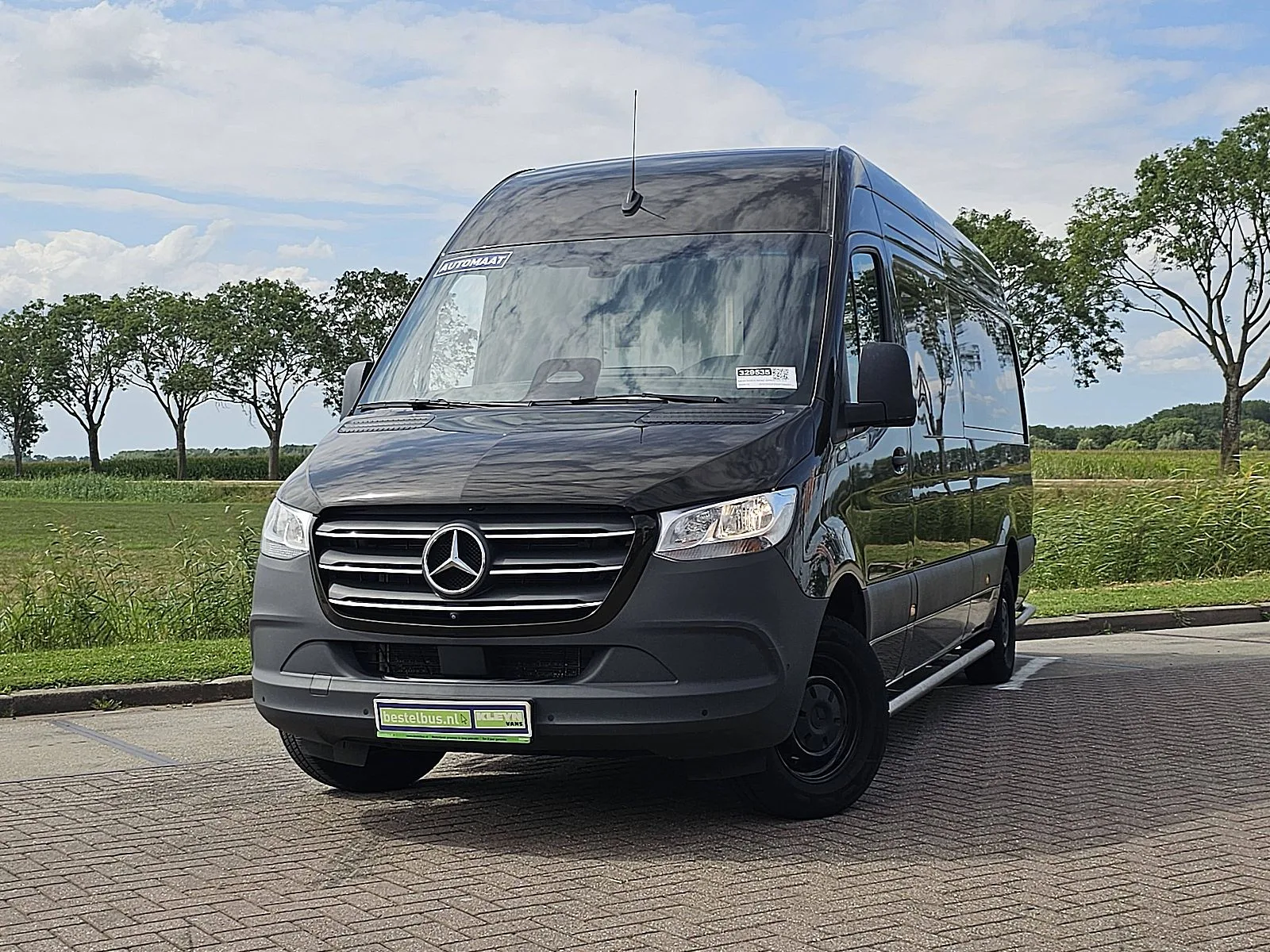 Mercedes-Benz Sprinter (2024) — foto 1
