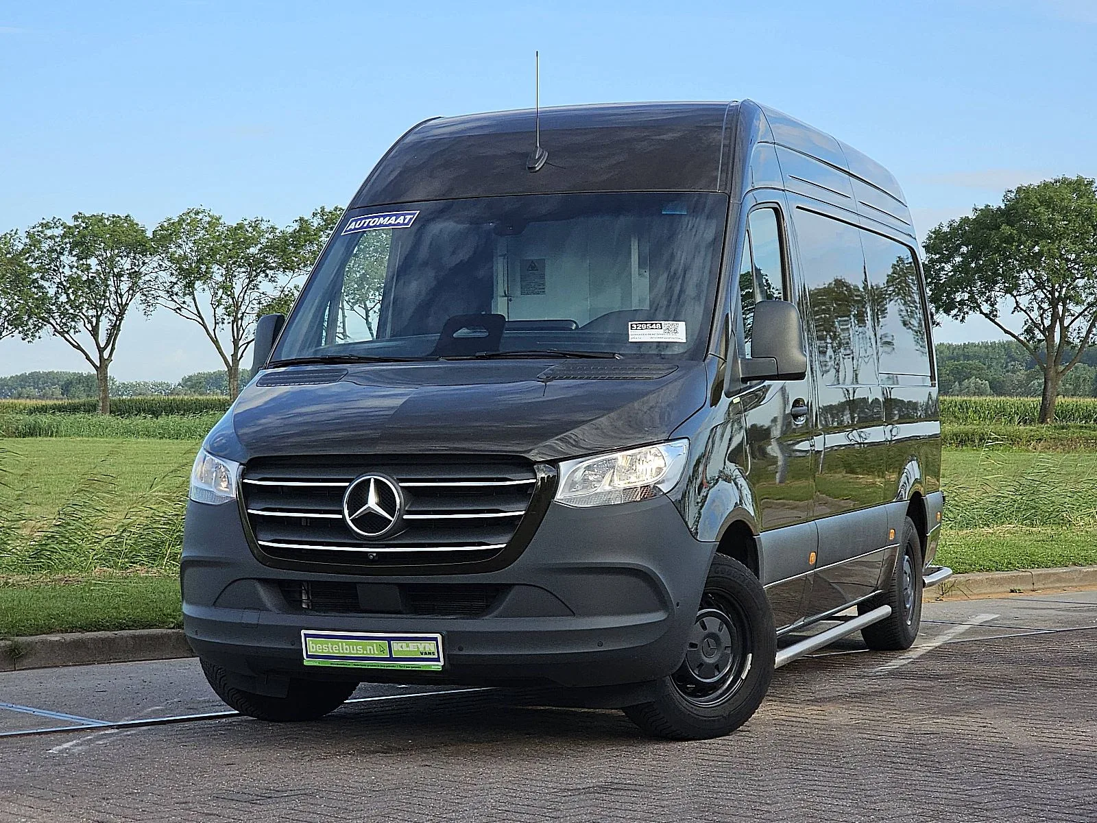 Mercedes-Benz Sprinter (2024) — foto 1
