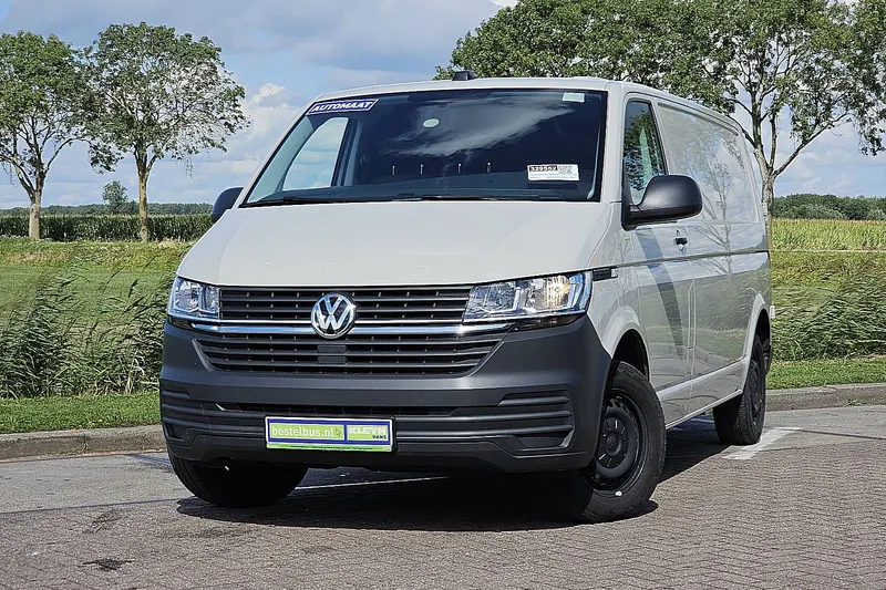 Volkswagen Transporter (2024)