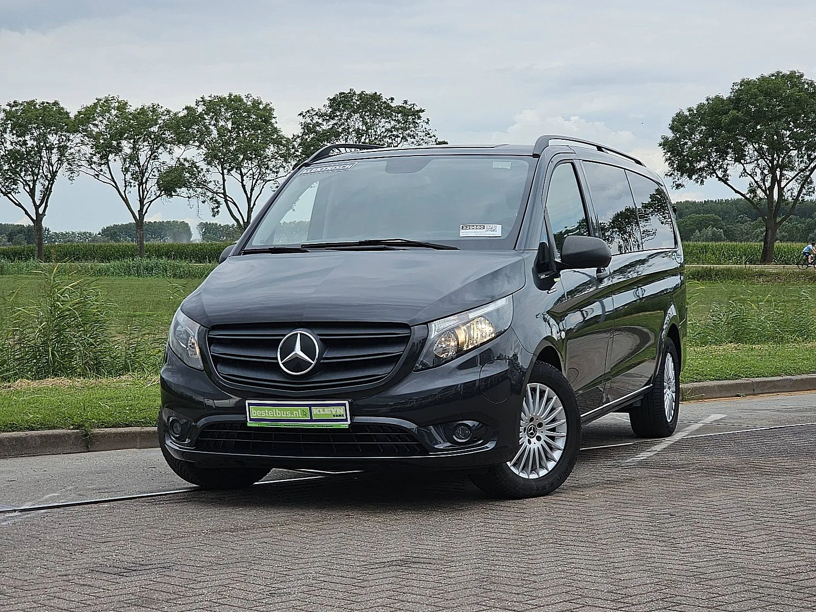 Mercedes-Benz eVito (2021) — foto 1