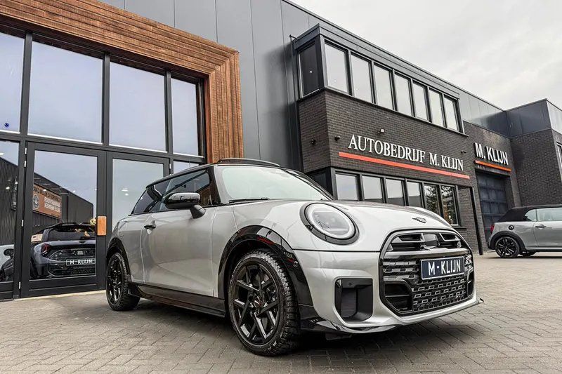 MINI Cooper S (2024)