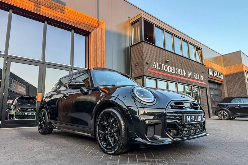 MINI Cooper (2025)