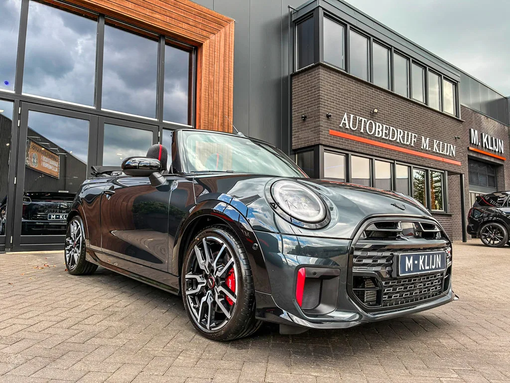 MINI John Cooper Works (2025) — foto 1