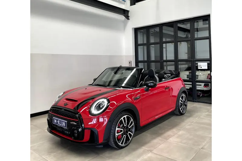 MINI Cooper S (2023)