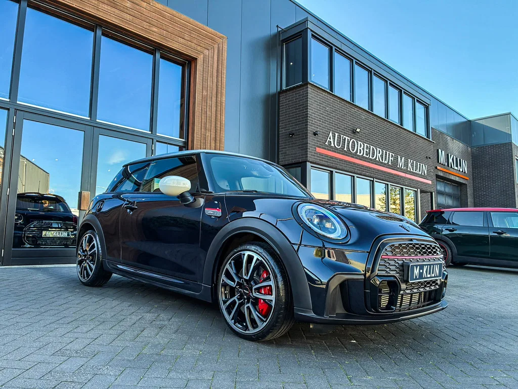 MINI John Cooper Works (2024) — foto 1