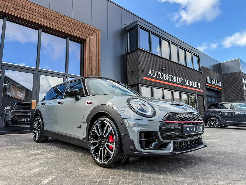 MINI Clubman (2022) — foto 1