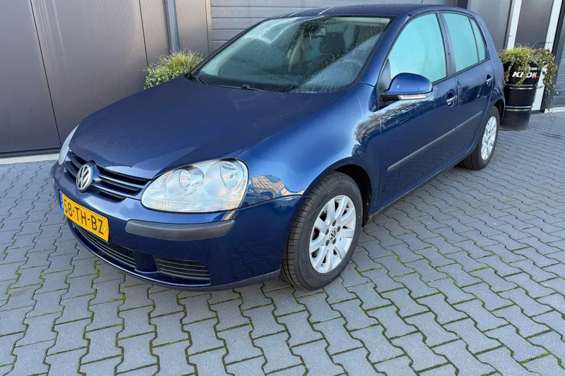 Volkswagen Golf (2006)