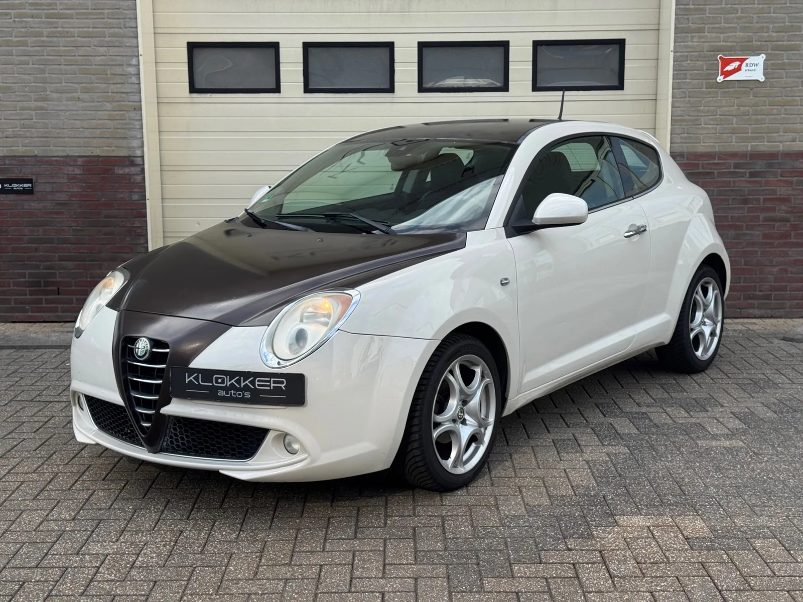 Alfa Romeo Mito (2011) — foto 1