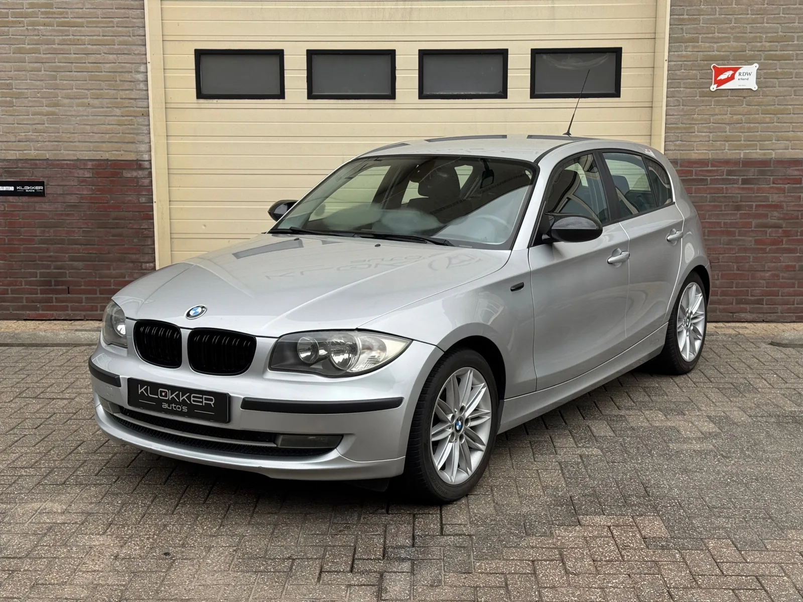 BMW 1-Serie (2007) — foto 1