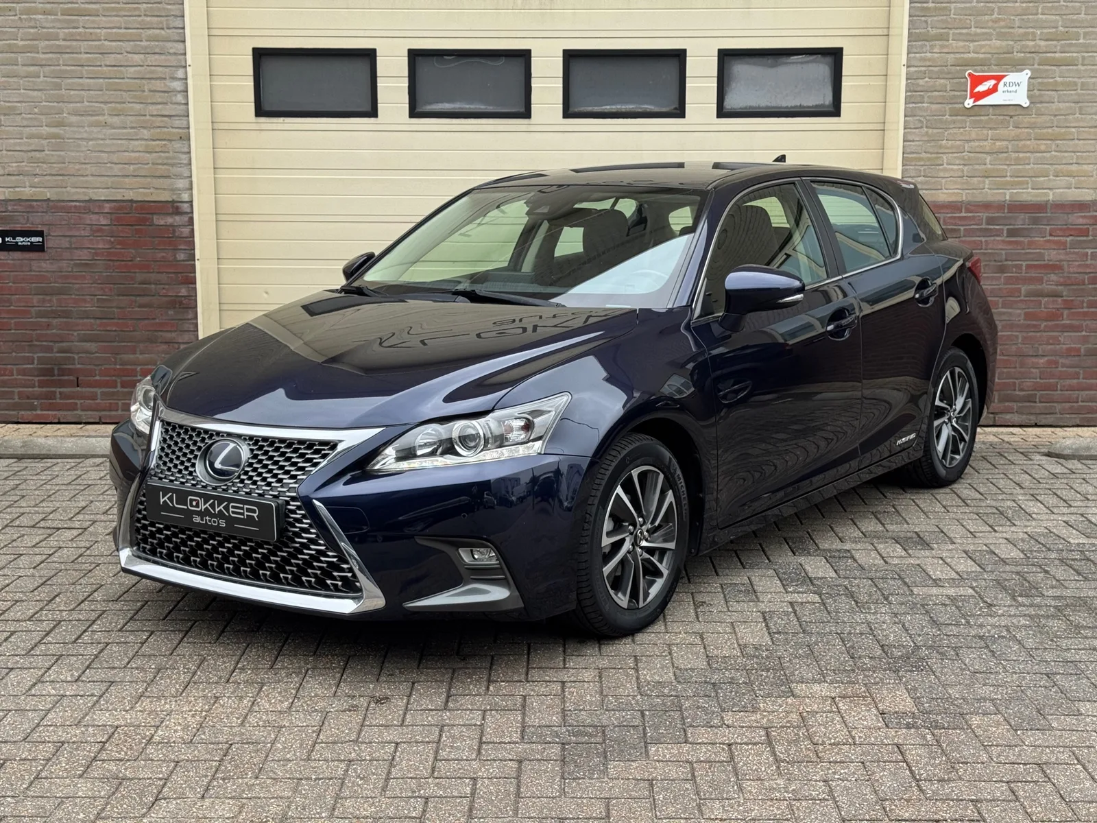 Lexus CT (2018) — foto 1