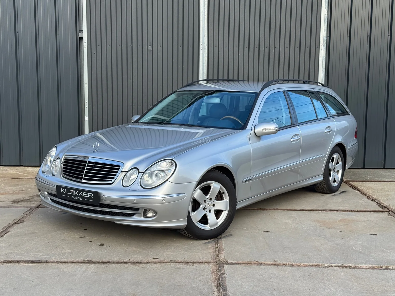 Mercedes-Benz E-Klasse (2004) — foto 1