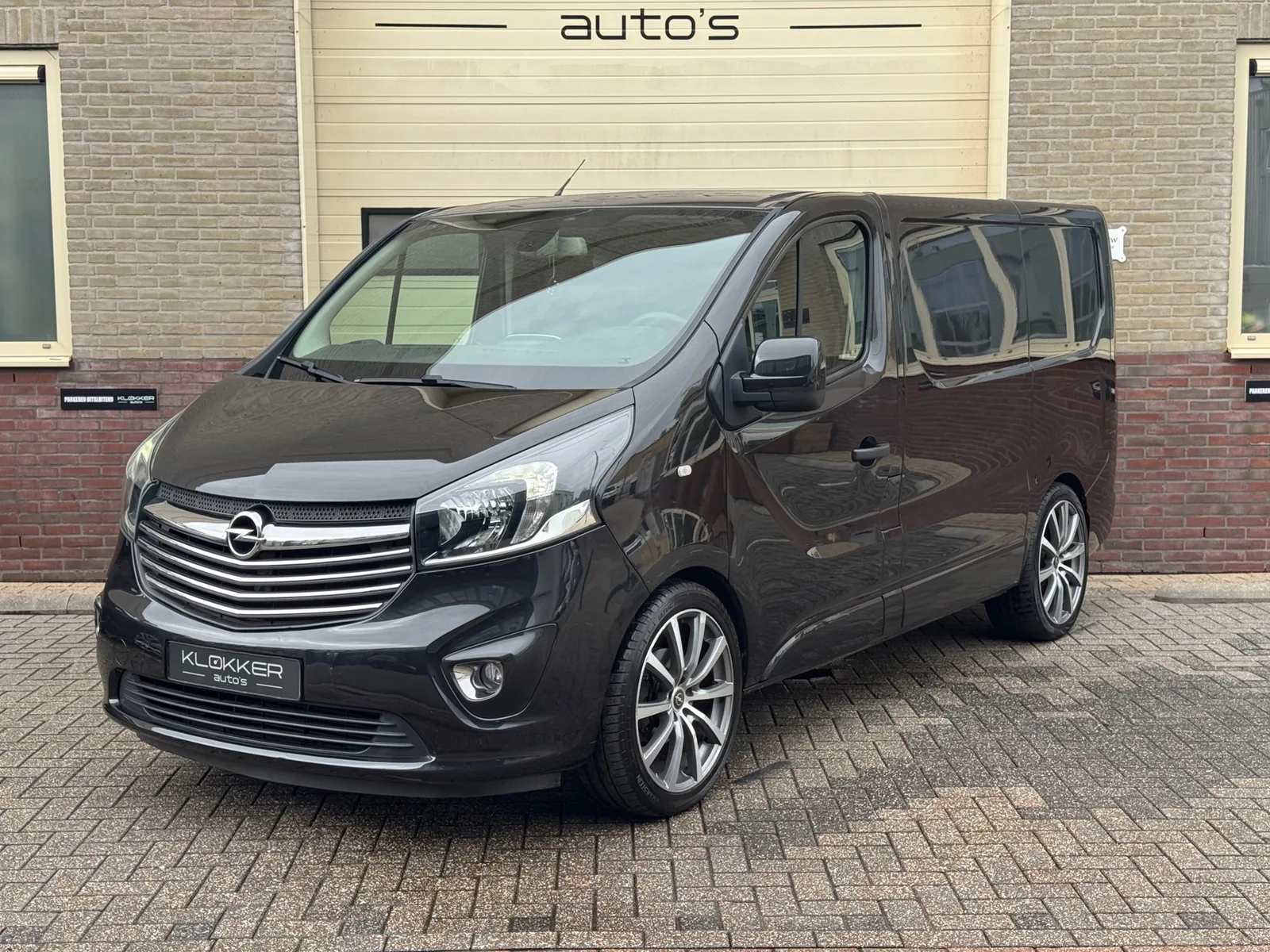 Opel Vivaro (2014) — foto 1