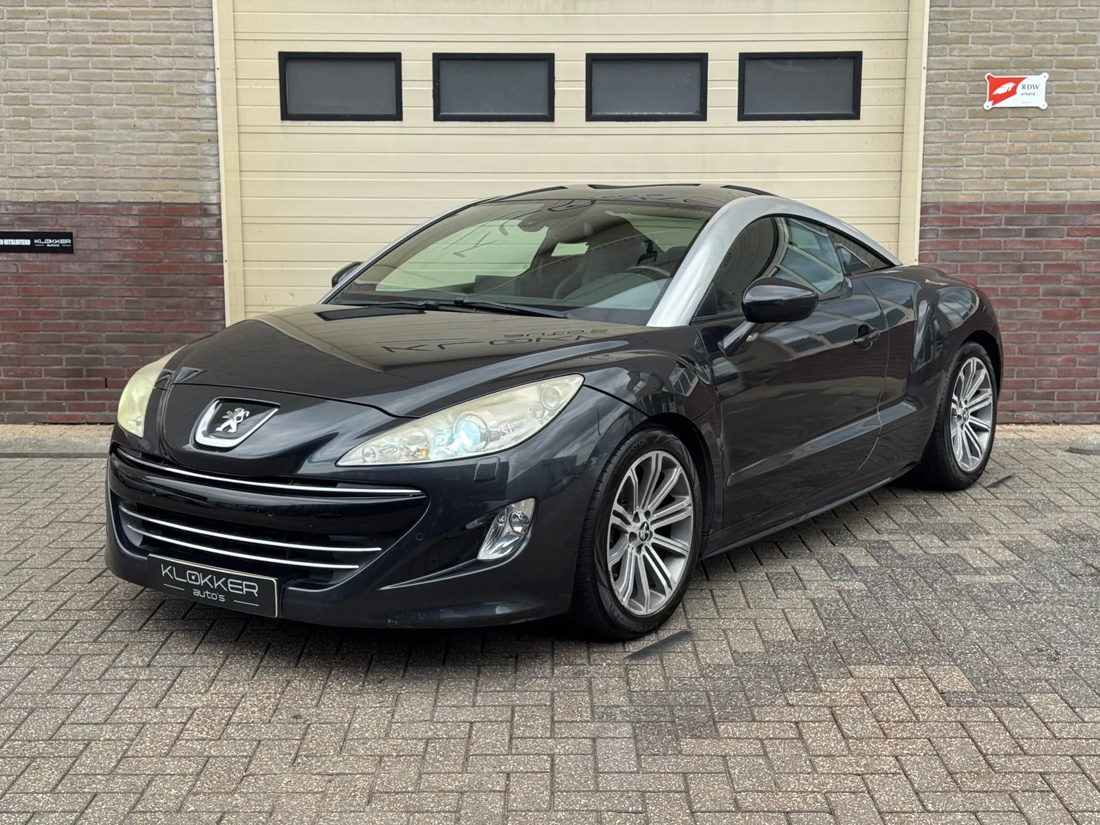 Peugeot RCZ (2010) — foto 1