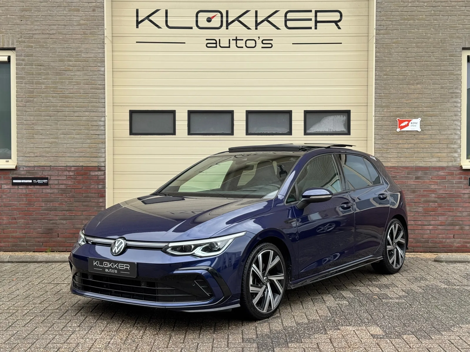 Volkswagen Golf (2023) — foto 1