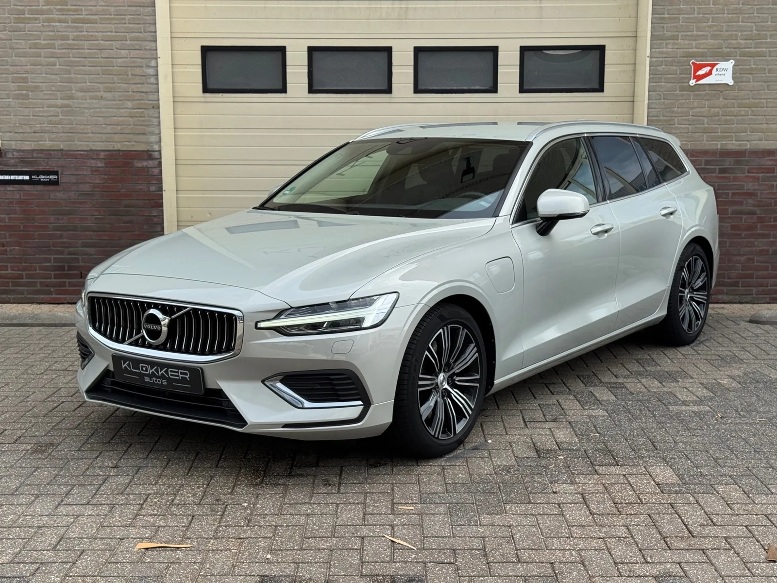 Volvo V60 (2020) — foto 1