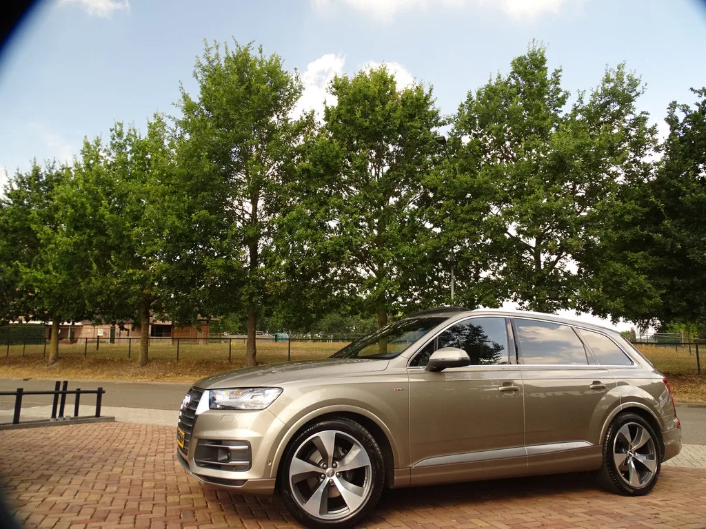 Audi Q7 (2016) — foto 1