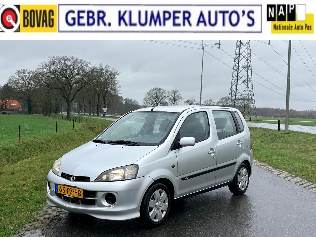 Daihatsu YRV (2005) — foto 1