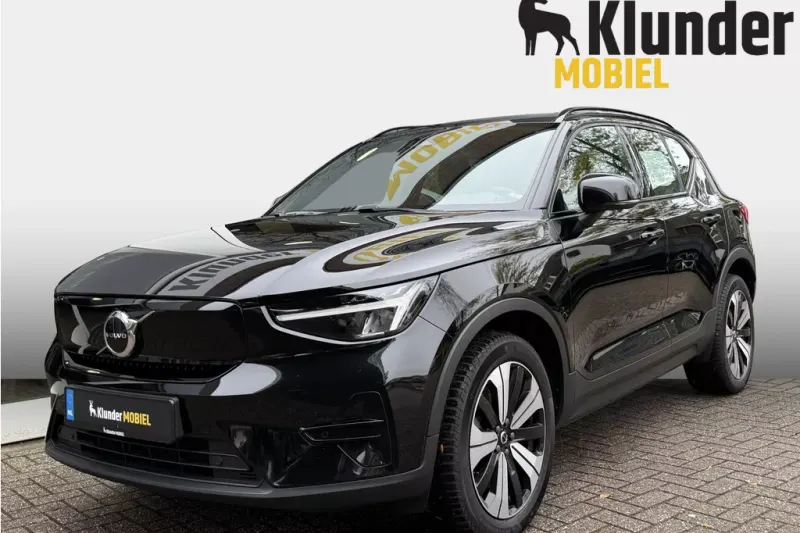 Volvo XC40 (2023)