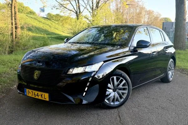 Peugeot 308 (2022) — foto 1