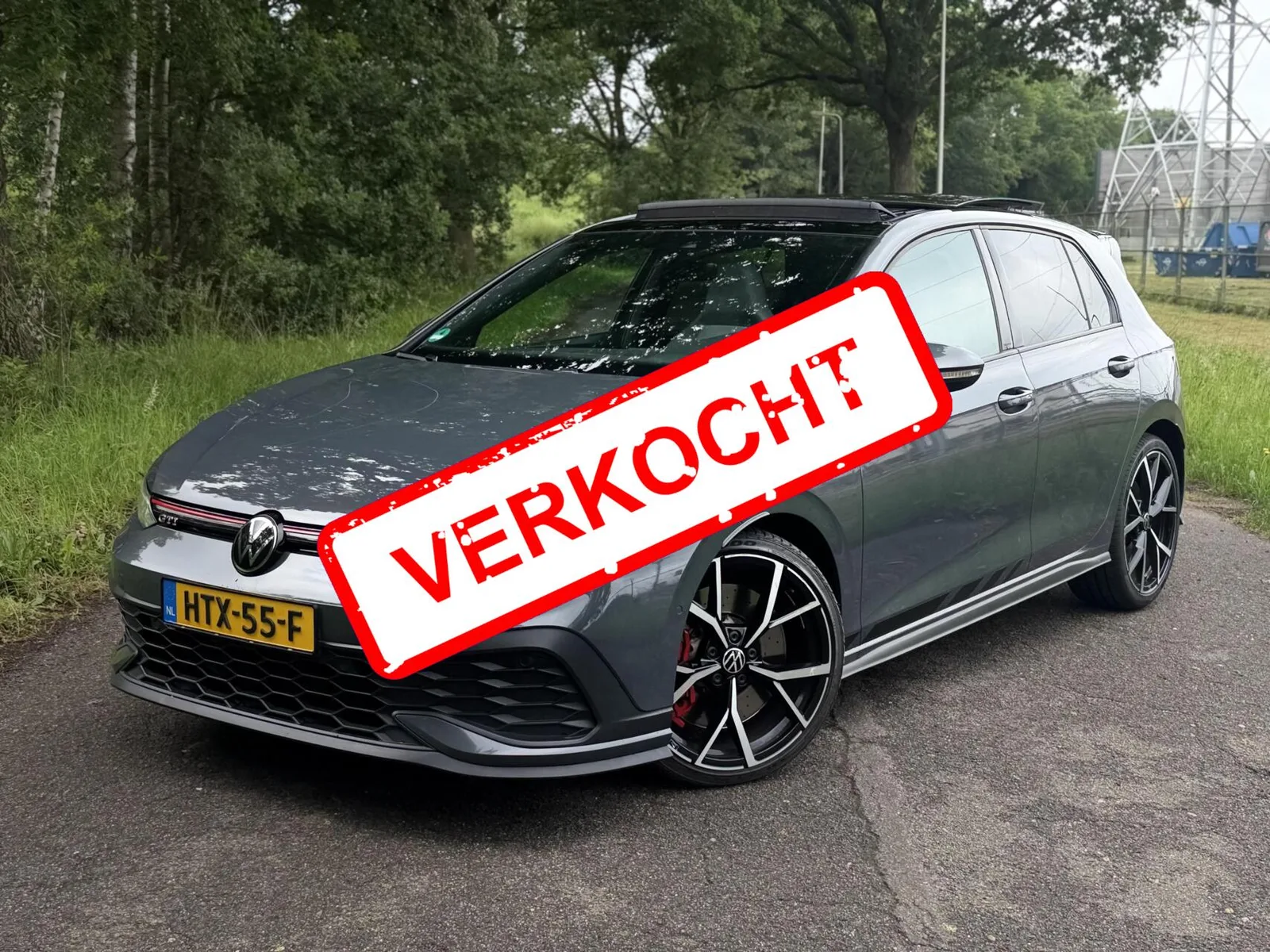 Volkswagen Golf (2021) — foto 1