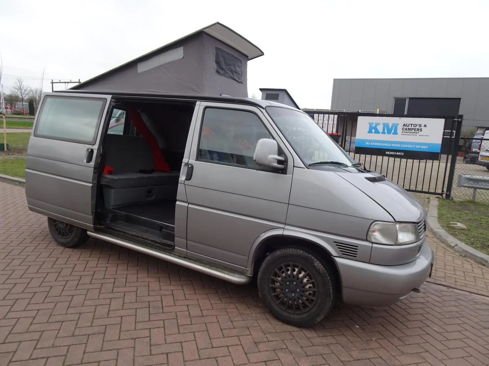 Volkswagen Transporter (2000) — foto 1