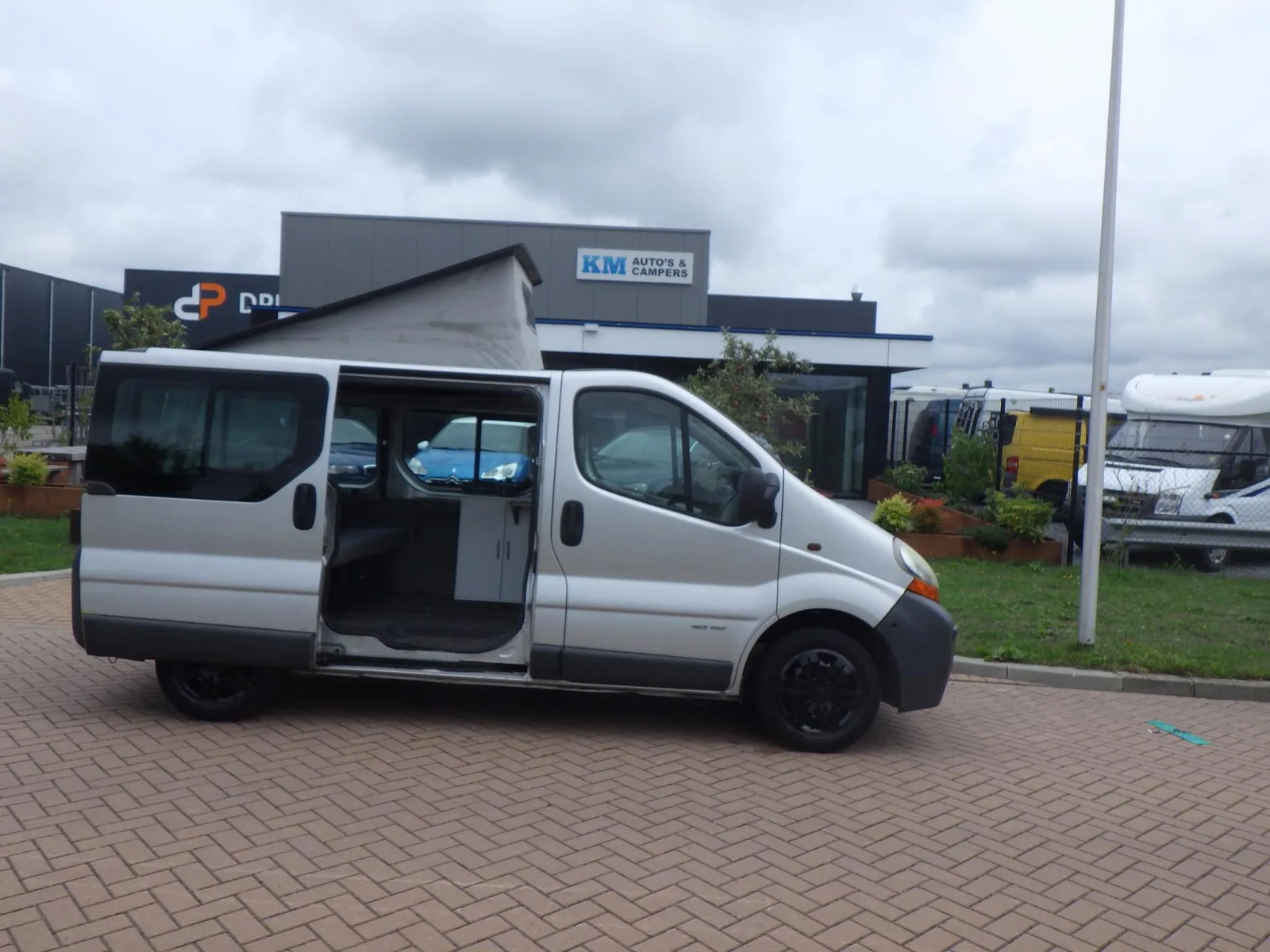 Renault Trafic (2002) — foto 1