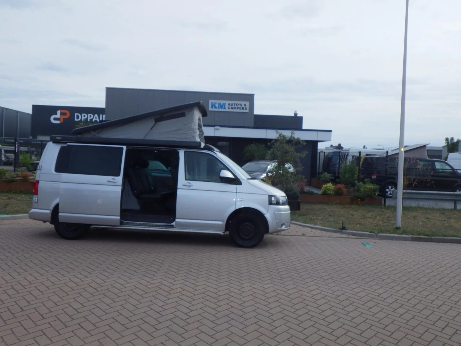 Volkswagen Transporter (2010) — foto 1
