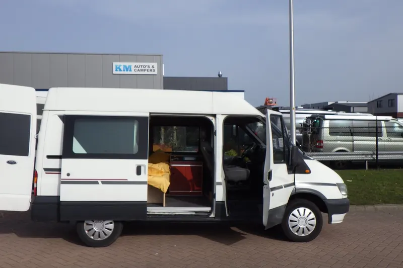 Ford Transit (2005)