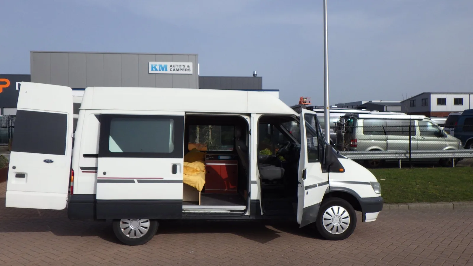 Ford Transit (2005) — foto 1