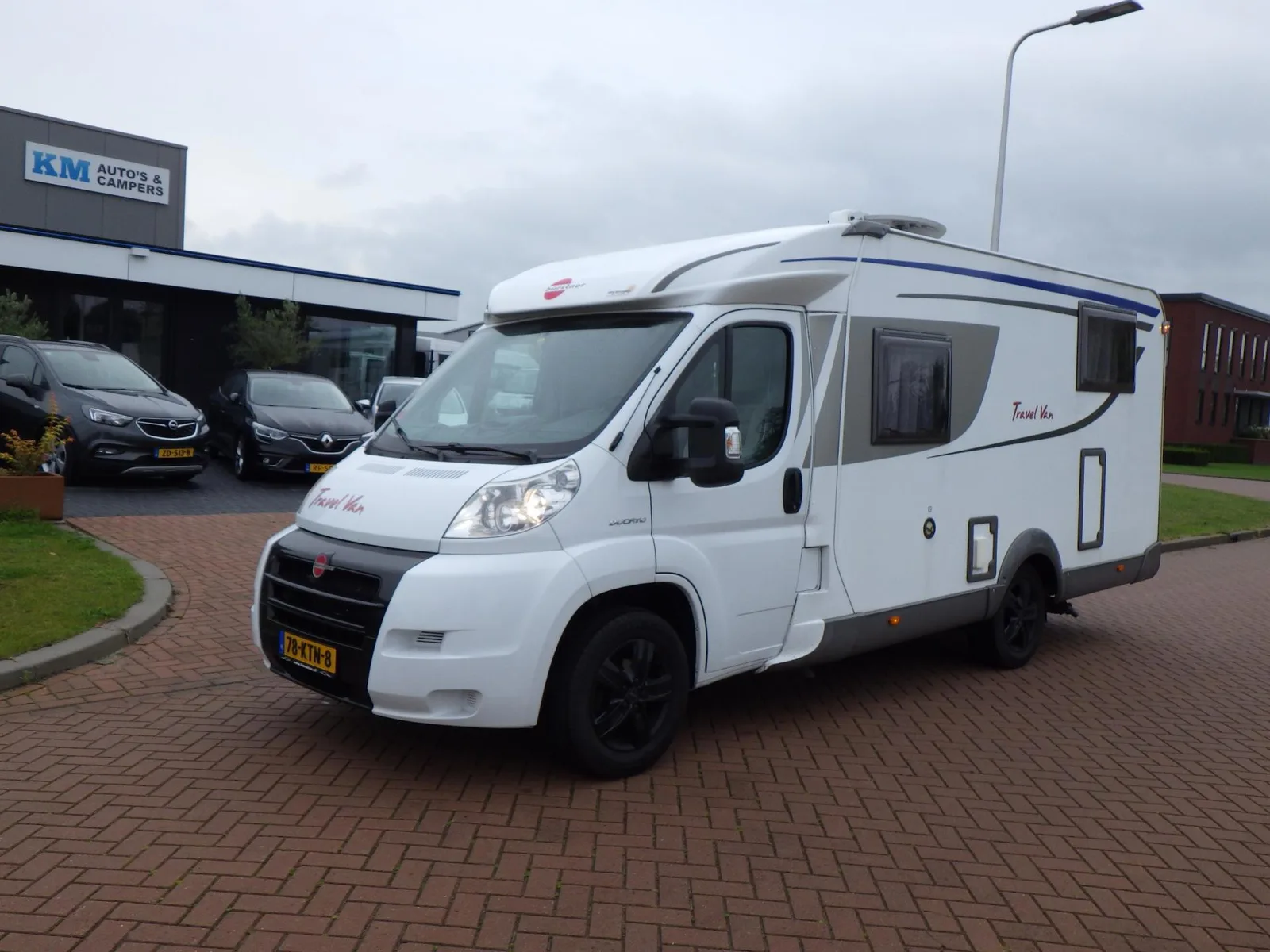 Bürstner T 620 (2010) — foto 1