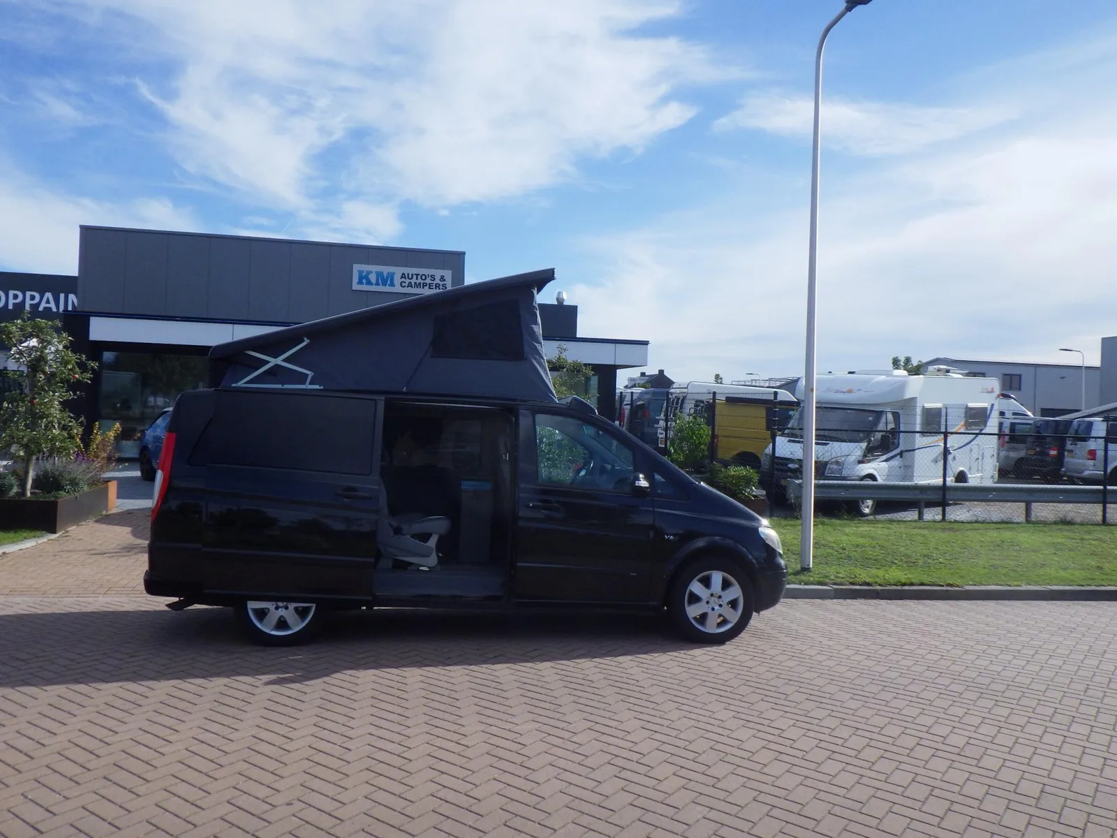 Mercedes-Benz Viano (2008) — foto 1