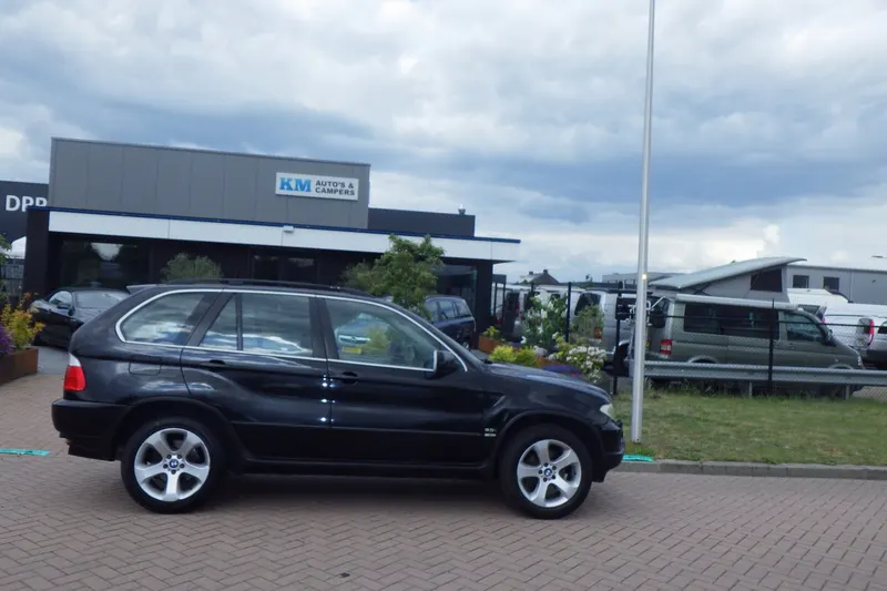 BMW X5 (2005)