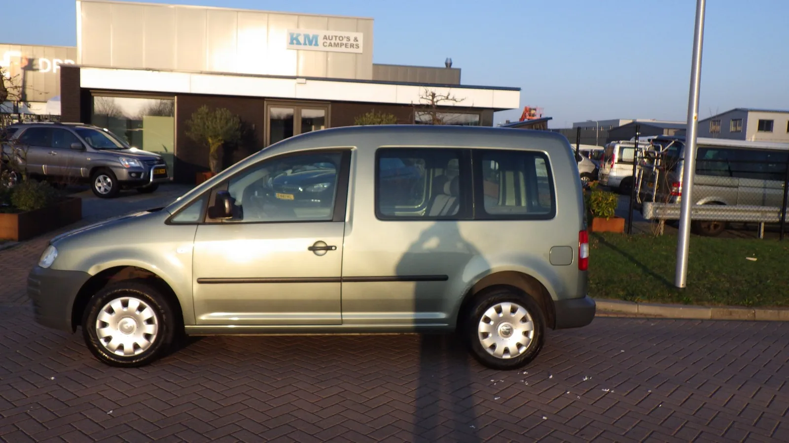 Volkswagen Caddy (2007) — foto 1
