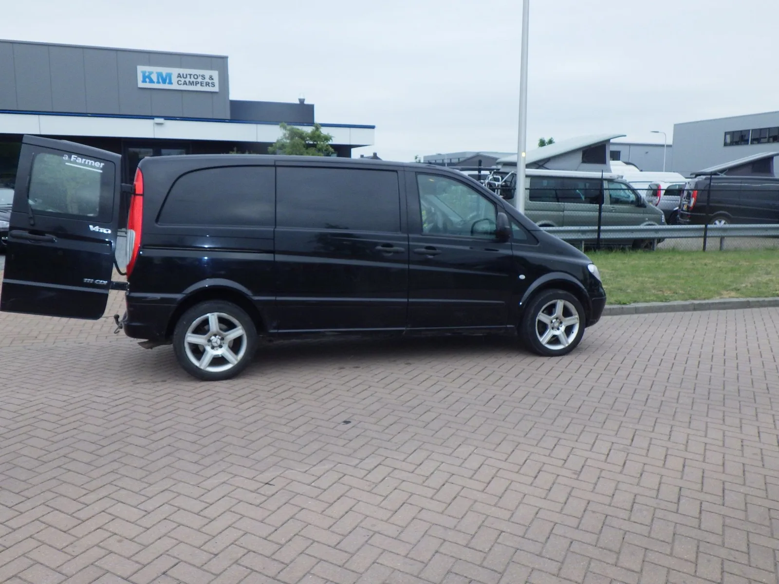 Mercedes-Benz Vito (2009) — foto 1