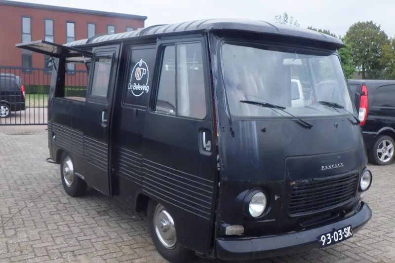 Peugeot J7 (1971)