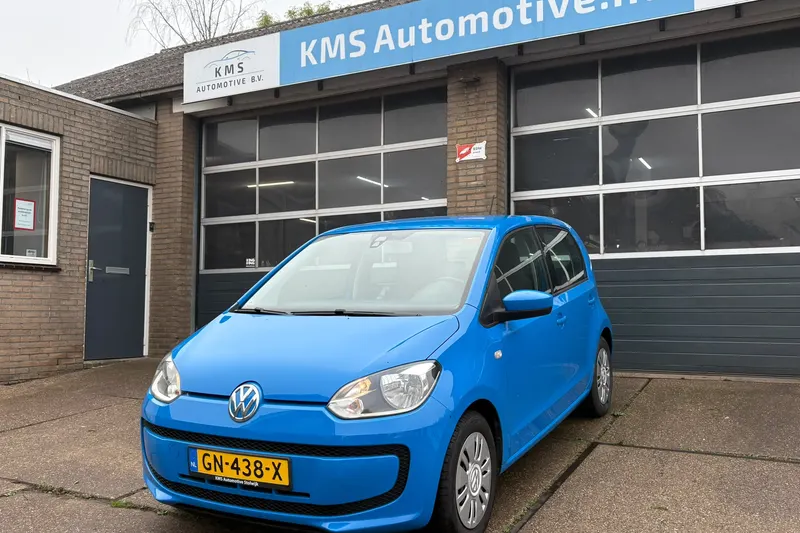 Volkswagen Up! (2015)
