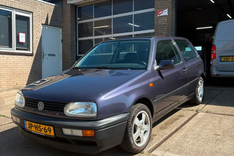 Volkswagen Golf (1994)