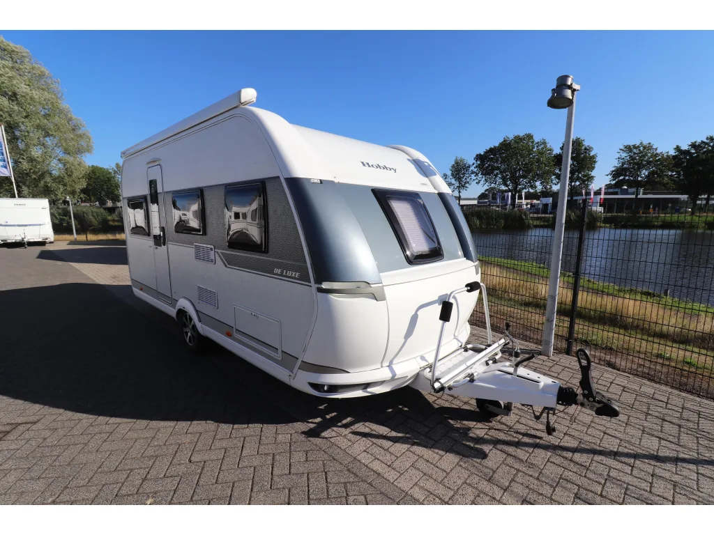 Hobby De Luxe (2017) — foto 1