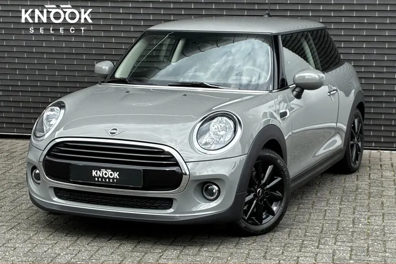 MINI Cooper (2021)