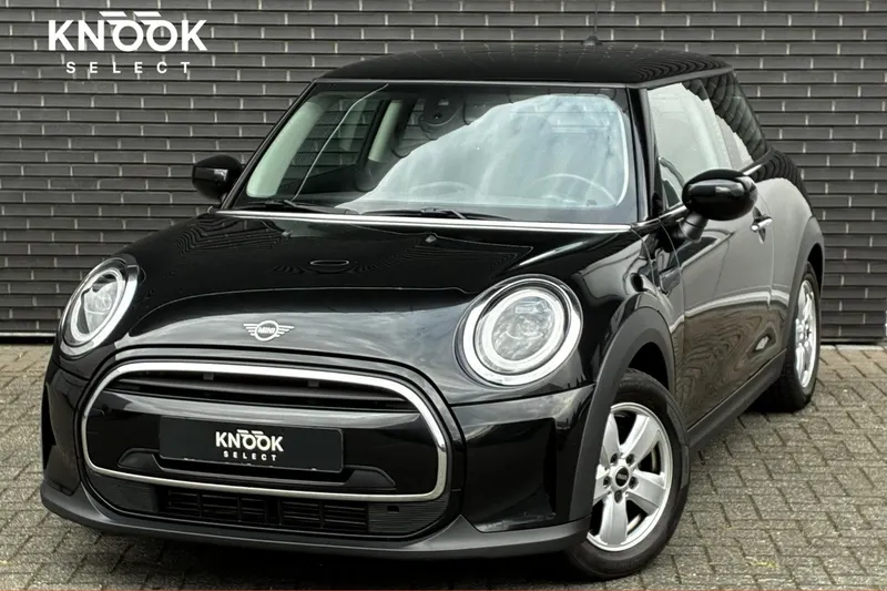 MINI Cooper (2023)